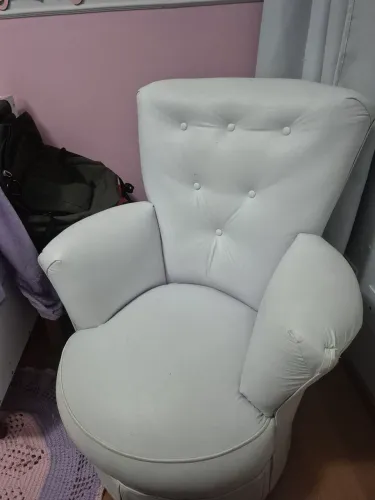 Poltrona de amamentação 