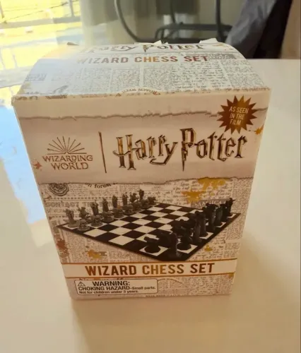 Xadrez Harry Potter + miniaturas do Super Mario