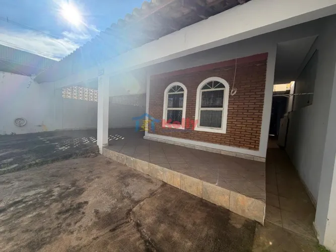 Casa Comercial para Locação em Presidente Prudente, Jardim Bongiovani, 3 dormitórios, 1 su
