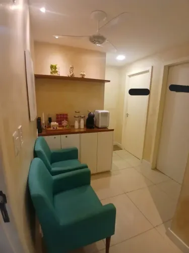 Galeria para venda tem 32 metros quadrados em Lagoa Nova - Natal - RN