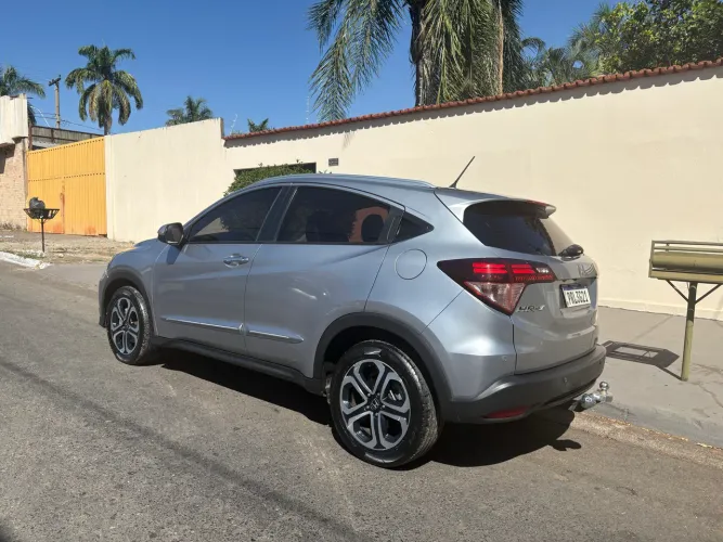 Honda HR-V Touring 1.8 Flexone 16V 5P Aut. 2018