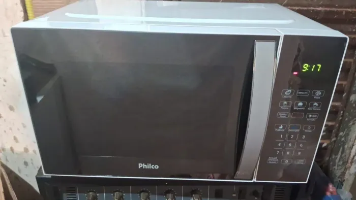 Micro-ondas Philco 220v 25L Espelhado
