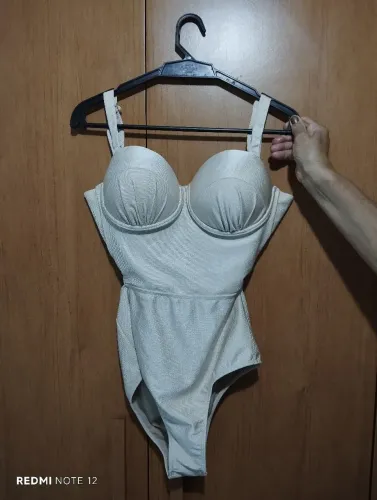 Maiô Feminino - Novo na Etiqueta