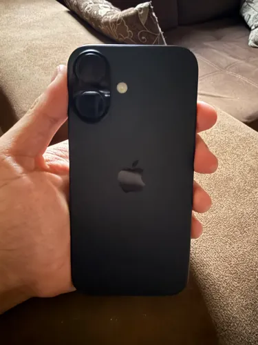 iPhone 16 Preto 128 GB - 90% de Bateria