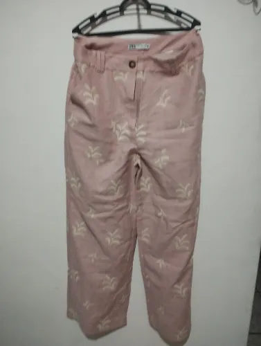 Calça Zara 36/38 bordada