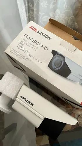 2 Câmeras de Segurança Hikvision Turbo HD