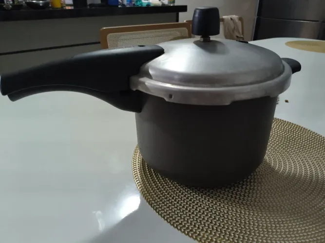 Panela de pressão 