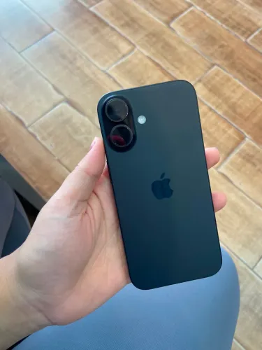 iPhone 16 128GB
