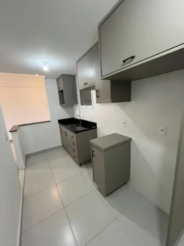 Apartamento para Locação em Bragança Paulista, Centro, 2 dormitórios, 1 banheiro, 2 vagas