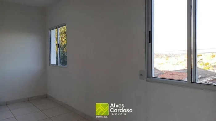 Casa com 4 dormitórios à venda, 151 m² por R$ 740.000,00 - Vila Josefina - Franco da Rocha