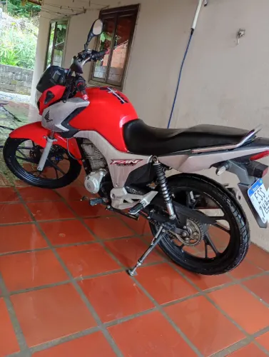 Vendo moto fan 2019