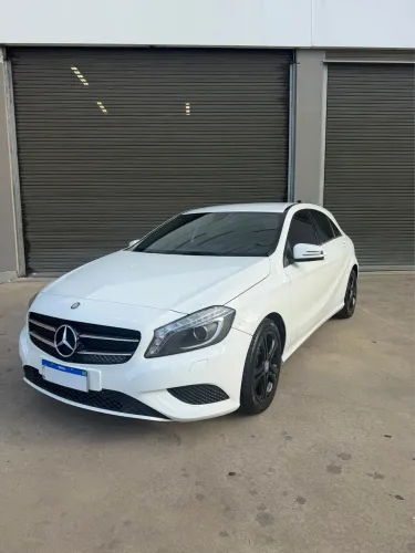 Mercedes-Benz A-200 A 200 1.6 Turbo 2015