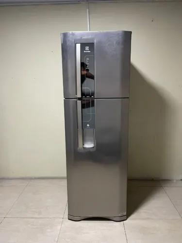 GELADEIRA ELECTROLUX FROSTFREE 220V 400L