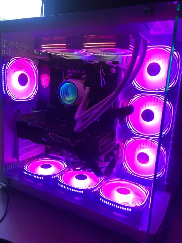 PC Gamer High-End RX 6700 XT 12GB Sapphire + Ryzen 7 5700X + 32GB RAM RGB + Setup Completo