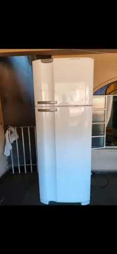Refrigerador Eletrolux 490 litros