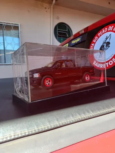 Coleção caminhonete ram 1500 1:18