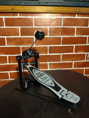 Pedal de bumbo Simples (LEIA A DESCRIÇÃO) 