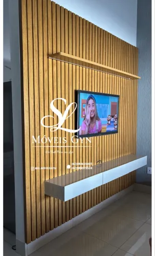 Painel Ripado com Bancada Novo