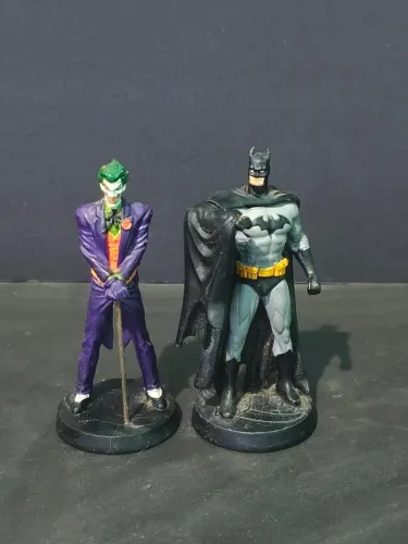 Eaglemoss Batman e Coringa