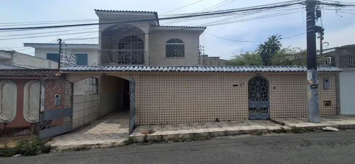 CASA DUPLEX - Venda