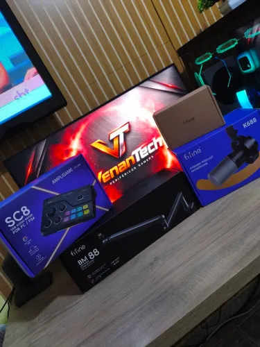 Kit de Áudio FIFINE K688 + Interface SC8 + Suporte BM88 NOVO!