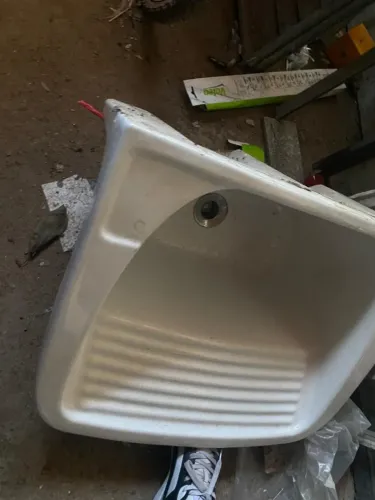 TANQUE DE CERÂMICA