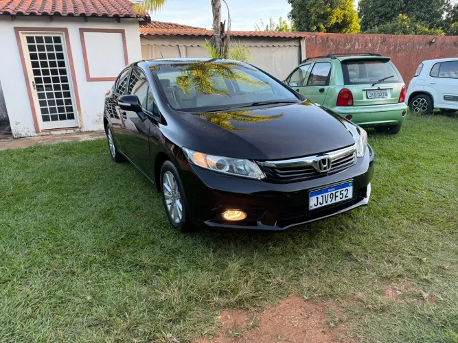 Honda Civic Sedan LXR 2.0 Flexone 16V Aut. 4P 2014