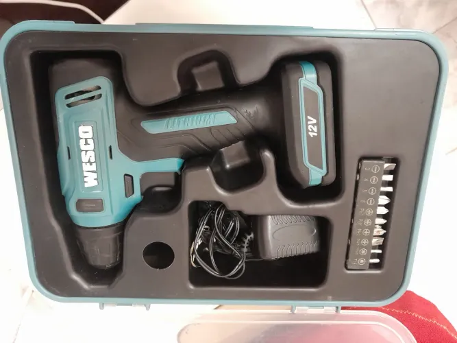 Parafusadeira 12v wesco semi nova