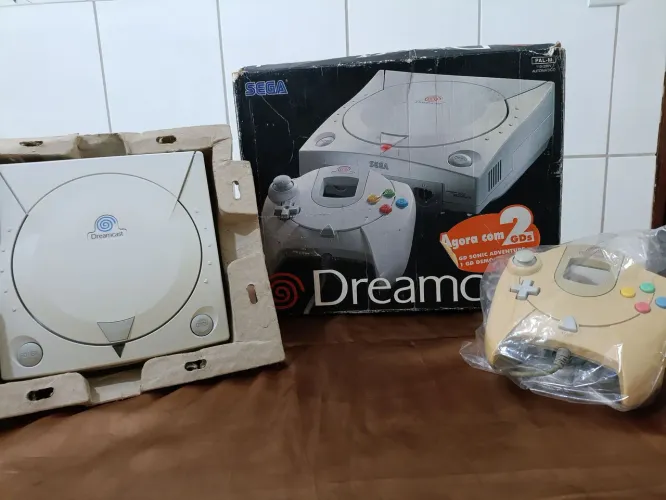 Dreamcast na Caixa e Berço 110v, Não Aceito Trocas