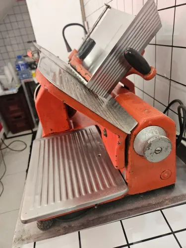 Cortador de Frios profissional