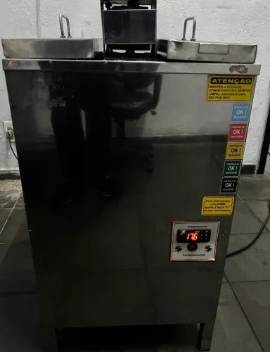Máquina de gelo saborizado 