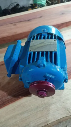 Motor trifásico de 1 cv 