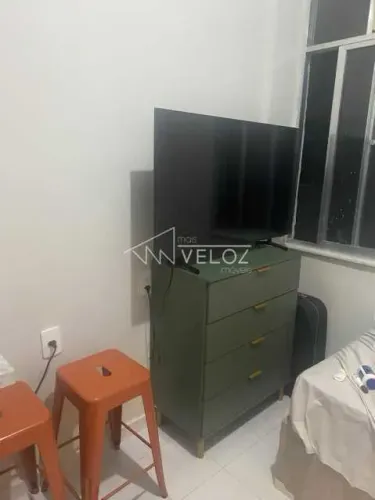Apartamento : / Residencial / Centro