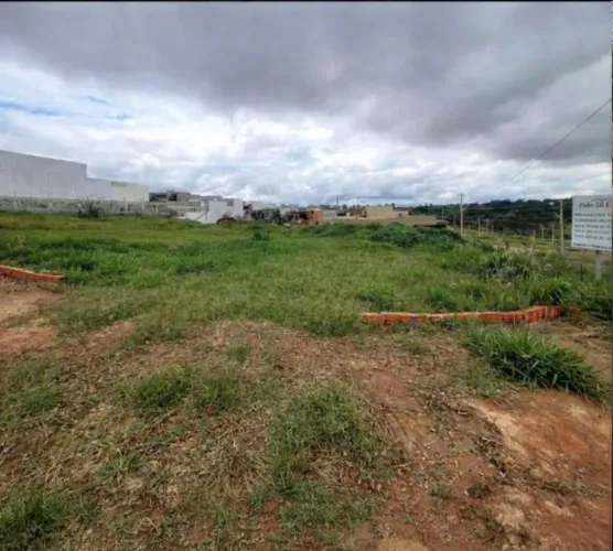 Terreno de Esquina 341m² | Park Bambu II | Abaixo do Mercado