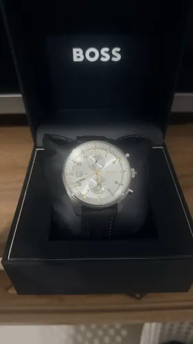 Relógio social HUGO BOSS skytraveller novo