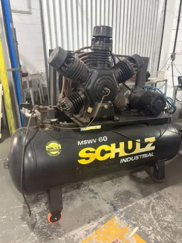 Compressor Schutz mswv 60 motor 15hp 425 litros 