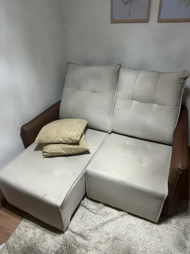 Sofá semi novo 