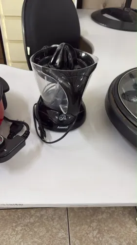Espremedor laranja 110v