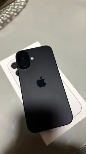 iPhone 16