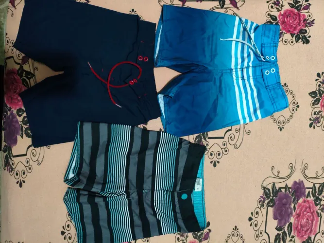 Short 1 de 3 anos e 2 de 4 anos