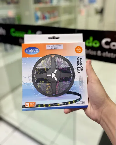 Fita Led Colorida - Com controle para ajustar a cor
