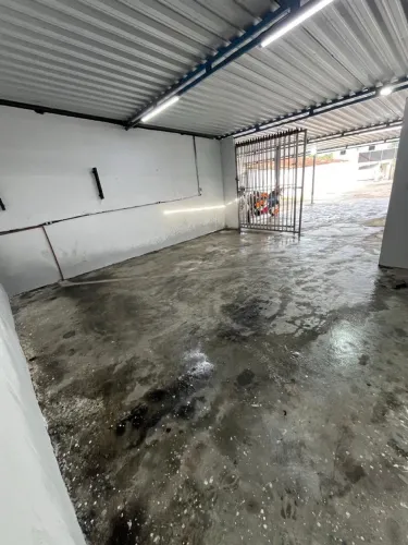 ESPAÇO PARA SERVIÇO AUTOMOTIVO