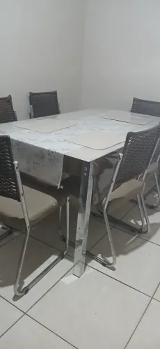 Mesa 6 cadeiras