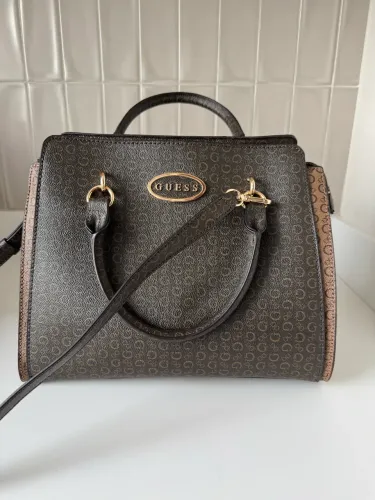 Bolsa guess