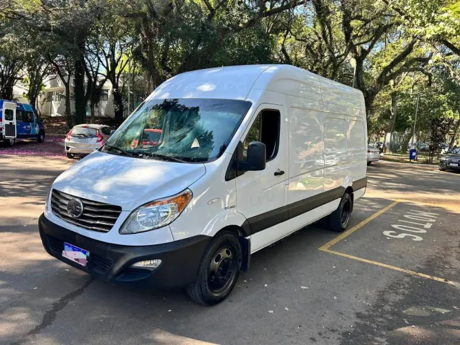 JAC Iev 750v 163cv 4P Aut. (elétrico) 2022