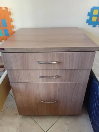 Mesa de cabeceira