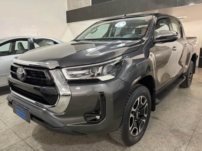 Toyota Hilux CD SRX 4X4 2.8 TDI 16V Diesel Aut. 2021
