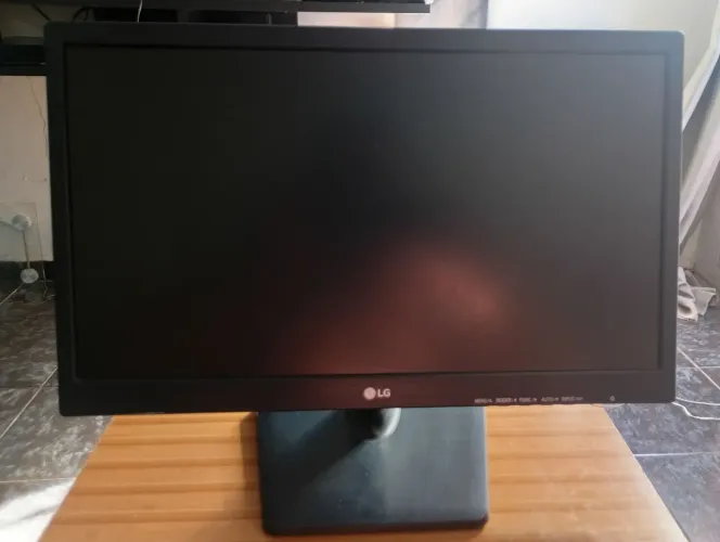 Monitor 20 polegadas