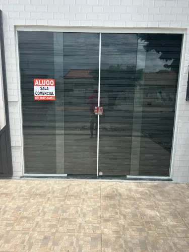 Alugo sala comercial  