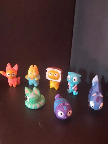 MINIATURAS LOST KITTIES HASBRO 